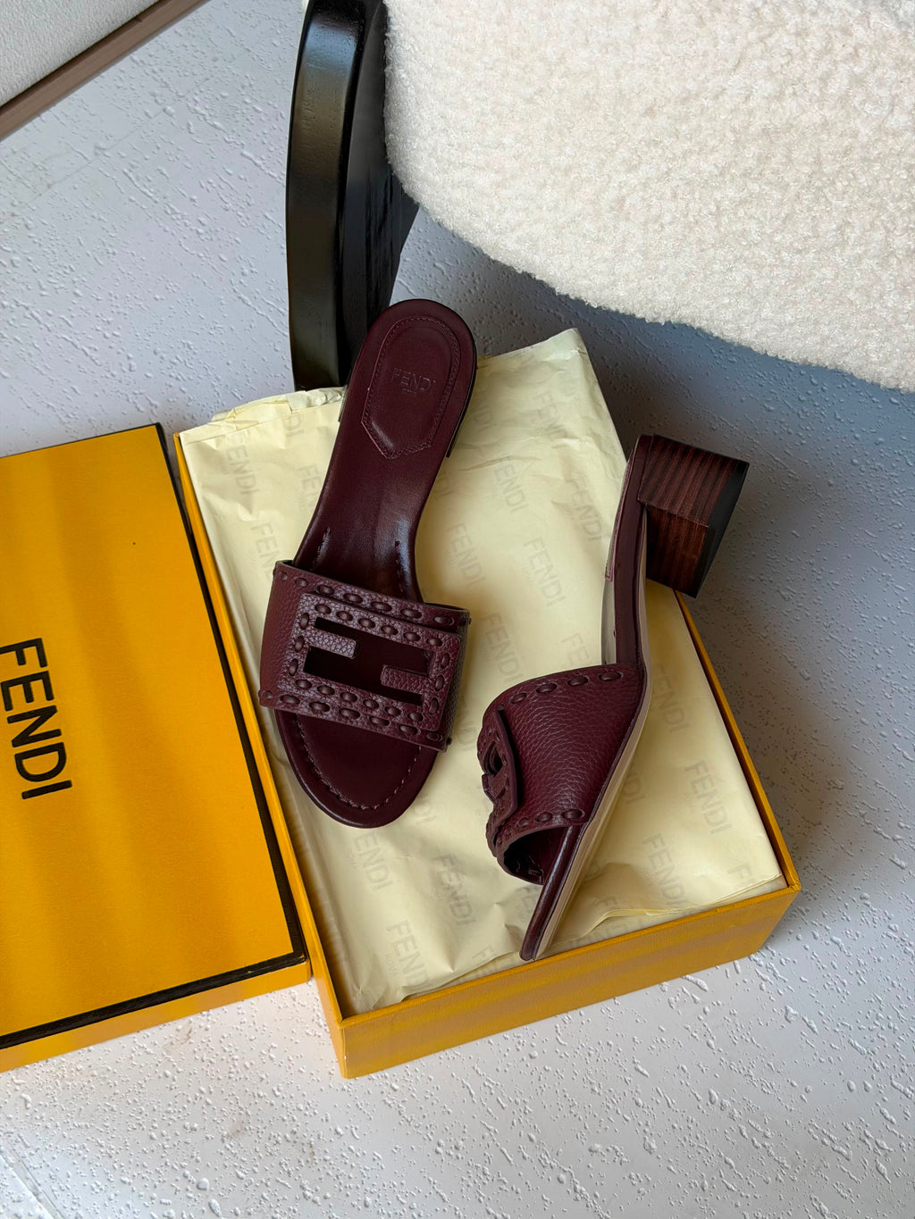FENDI Baguette sandals - 3