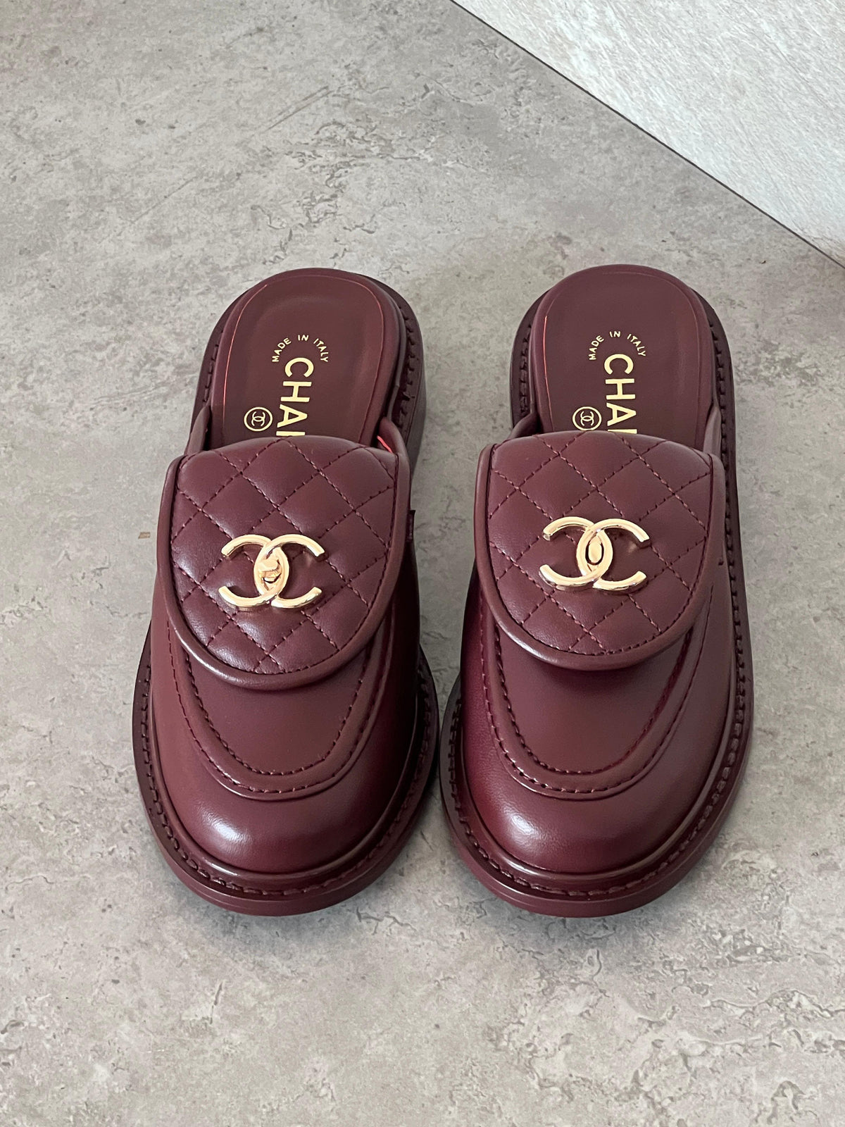 Chanel Loafers in Black Calfskin - 5