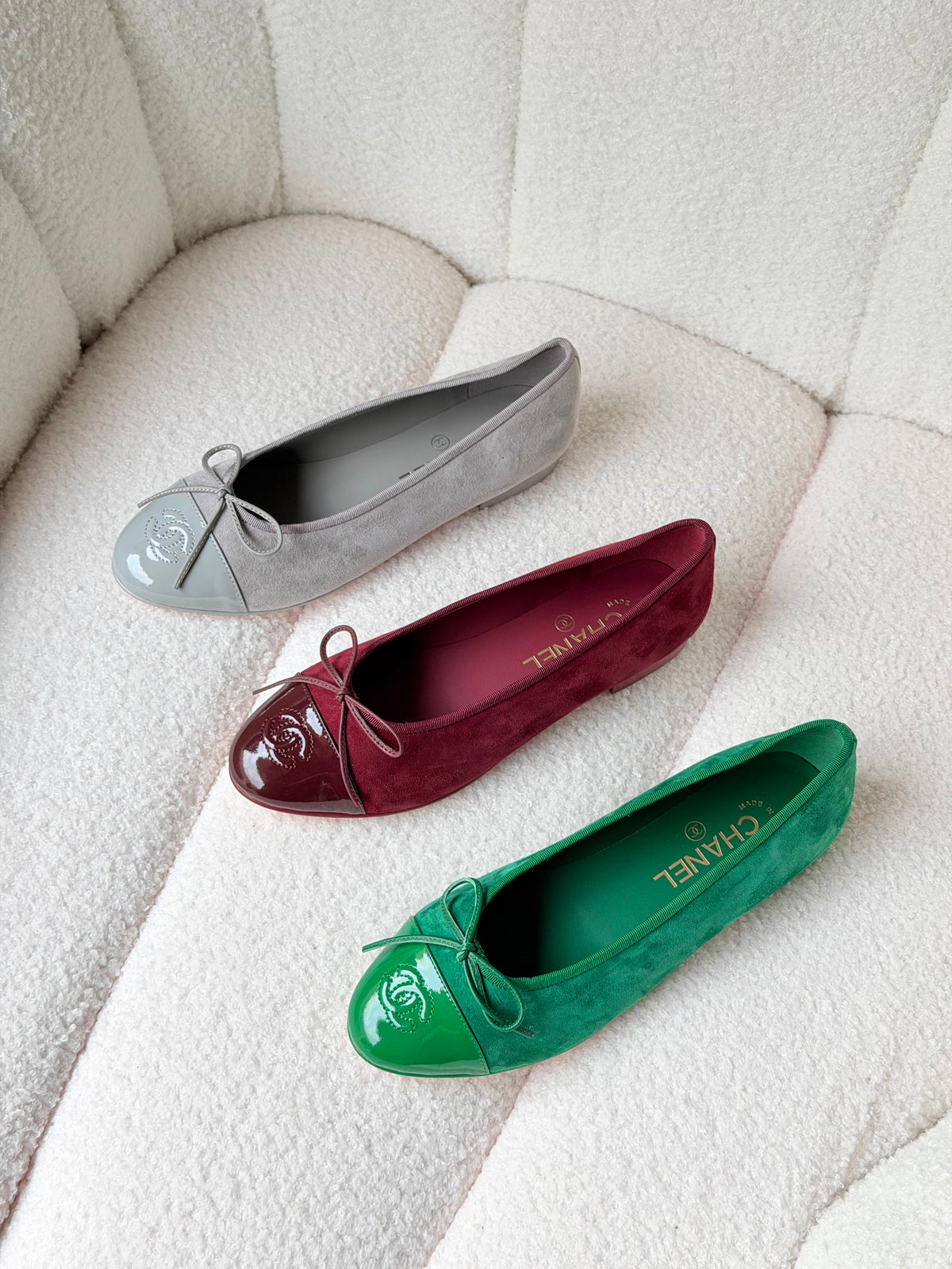 Chanel Burgundy Velvet and Leather CC Ballet Flats - 2