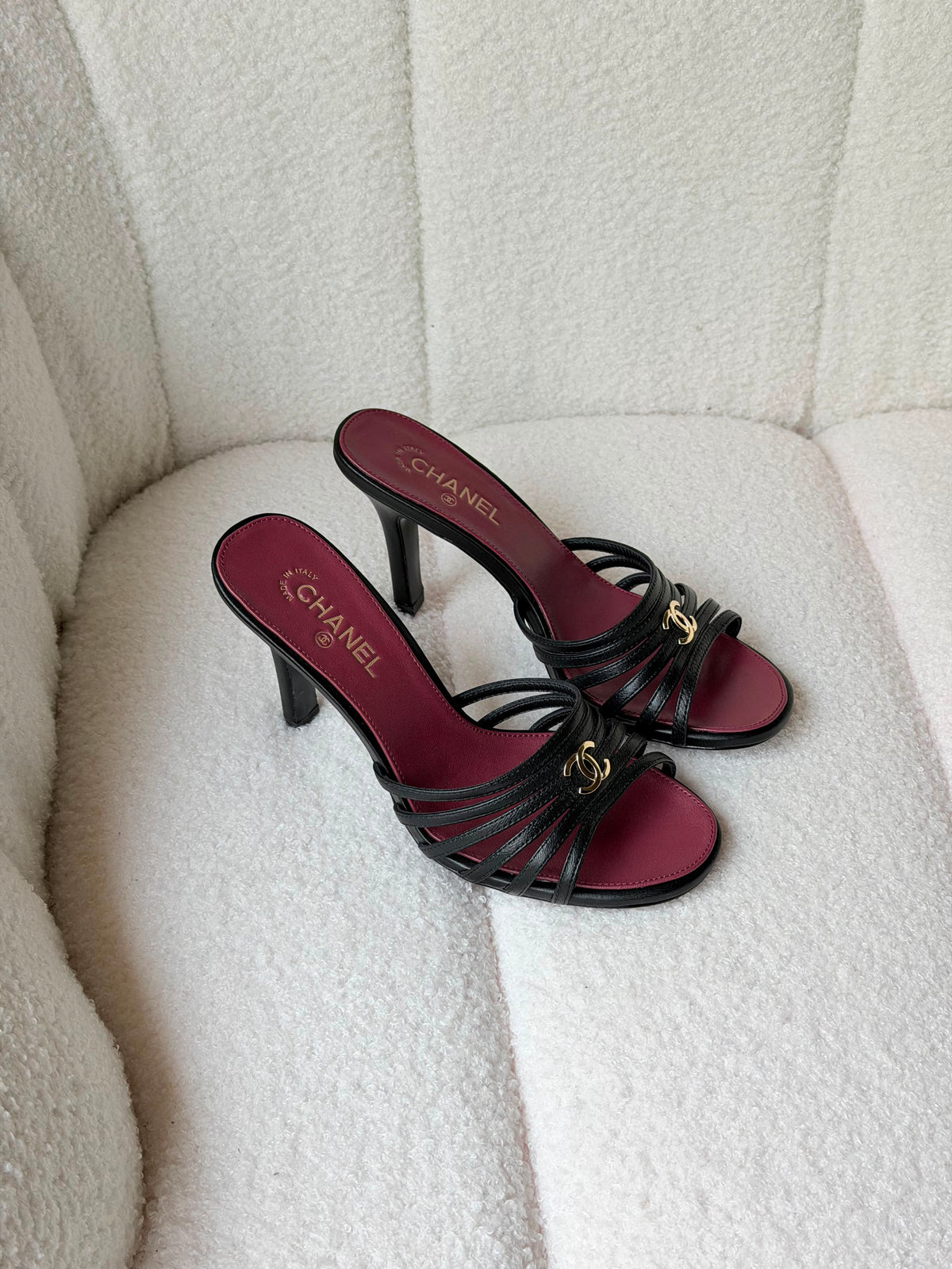 Chanel Sandals - Goatskin - 6