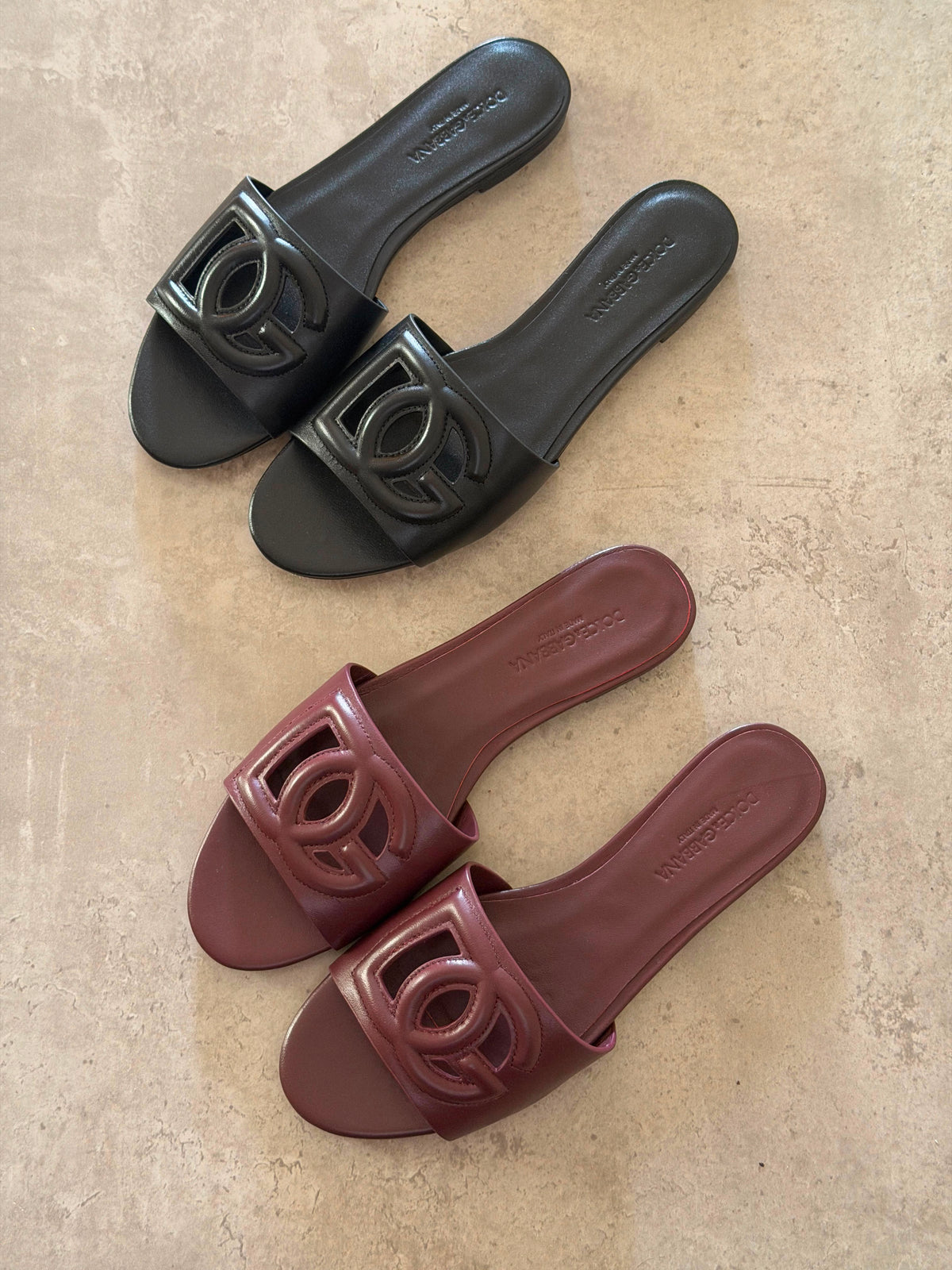 Dolce & Gabbana DG Logo Flat Sandals - 13