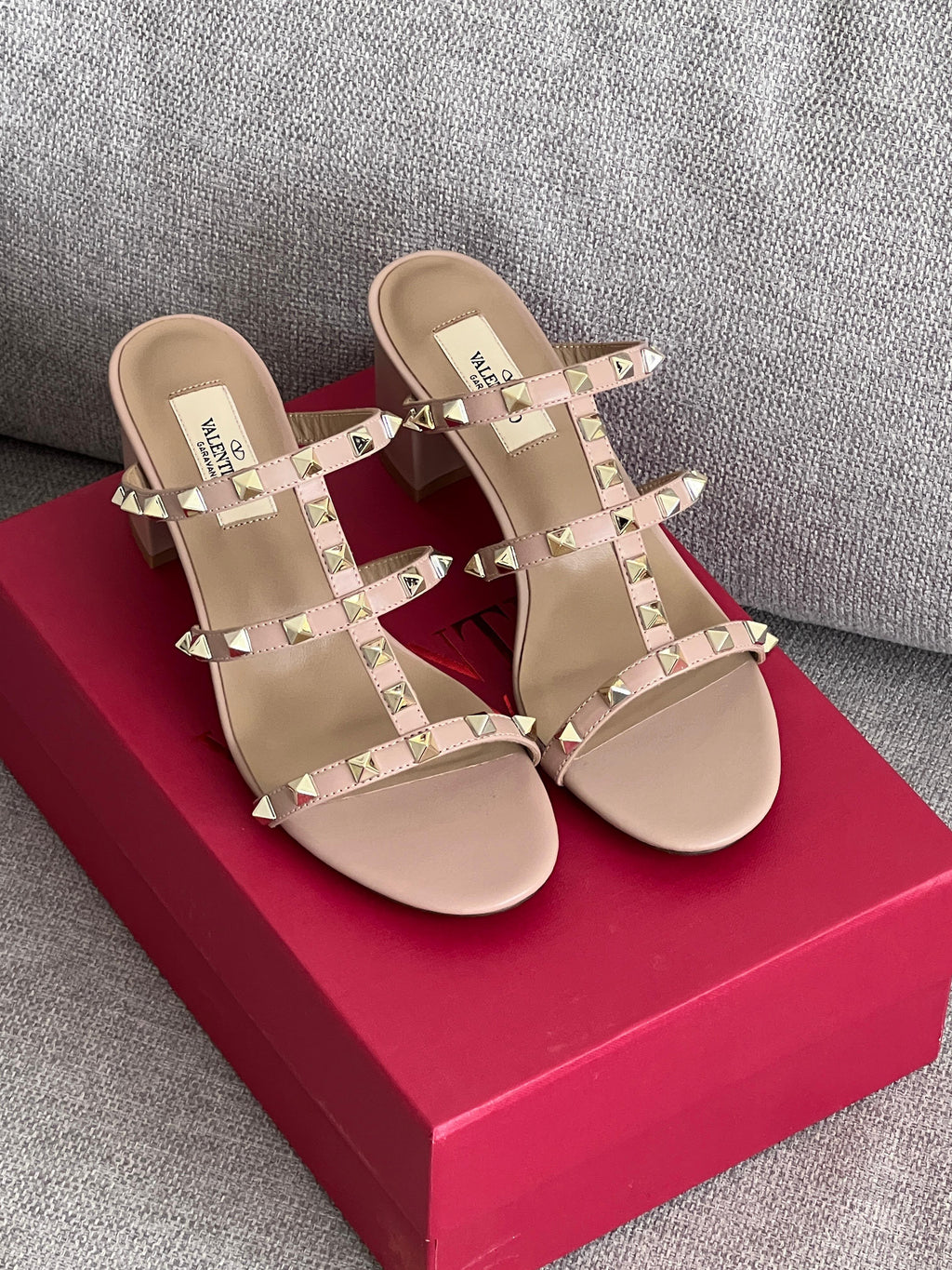 Valentino Garavani Rockstud Sandals - 14