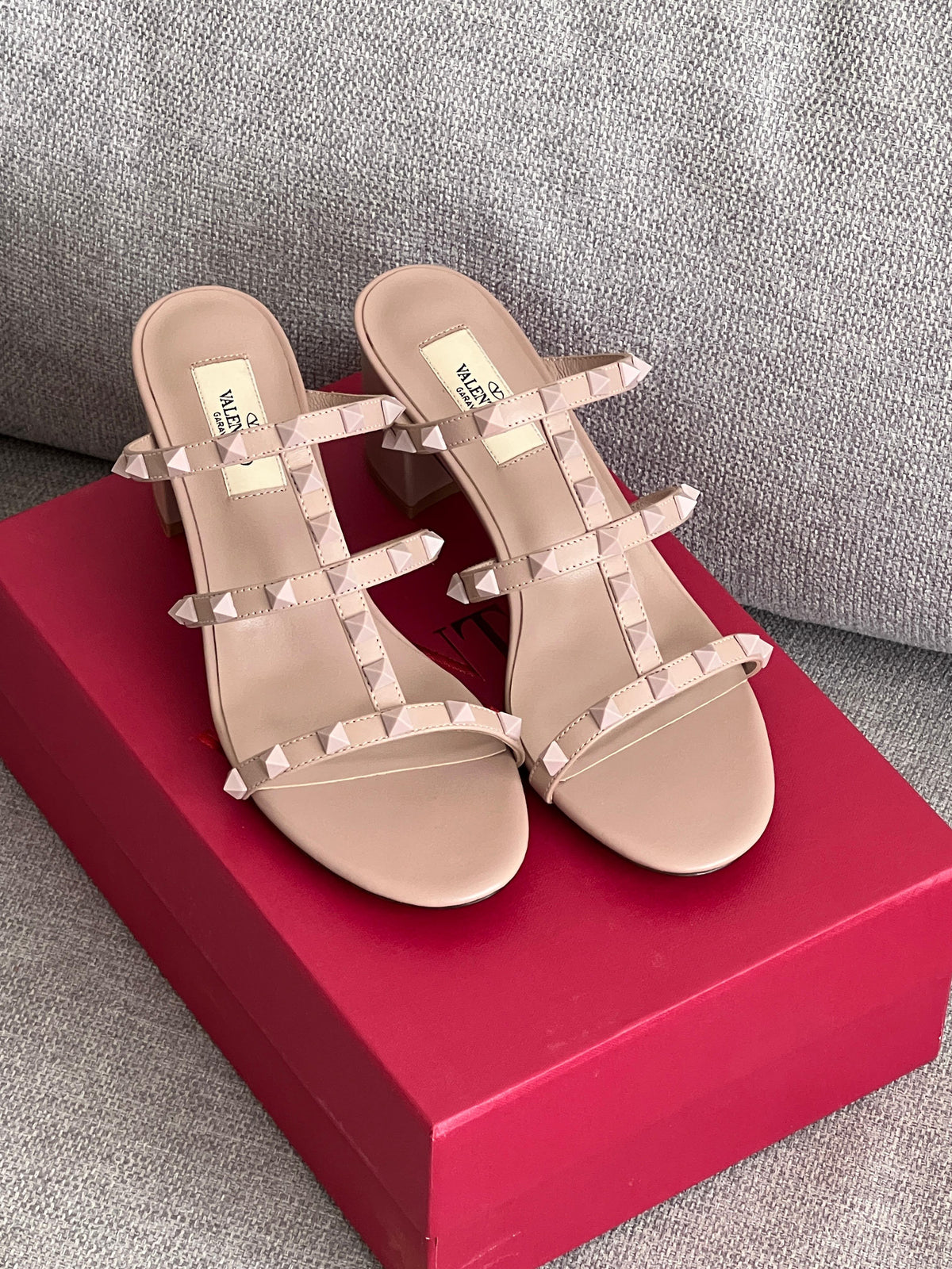 Valentino Garavani Rockstud Sandals - 13