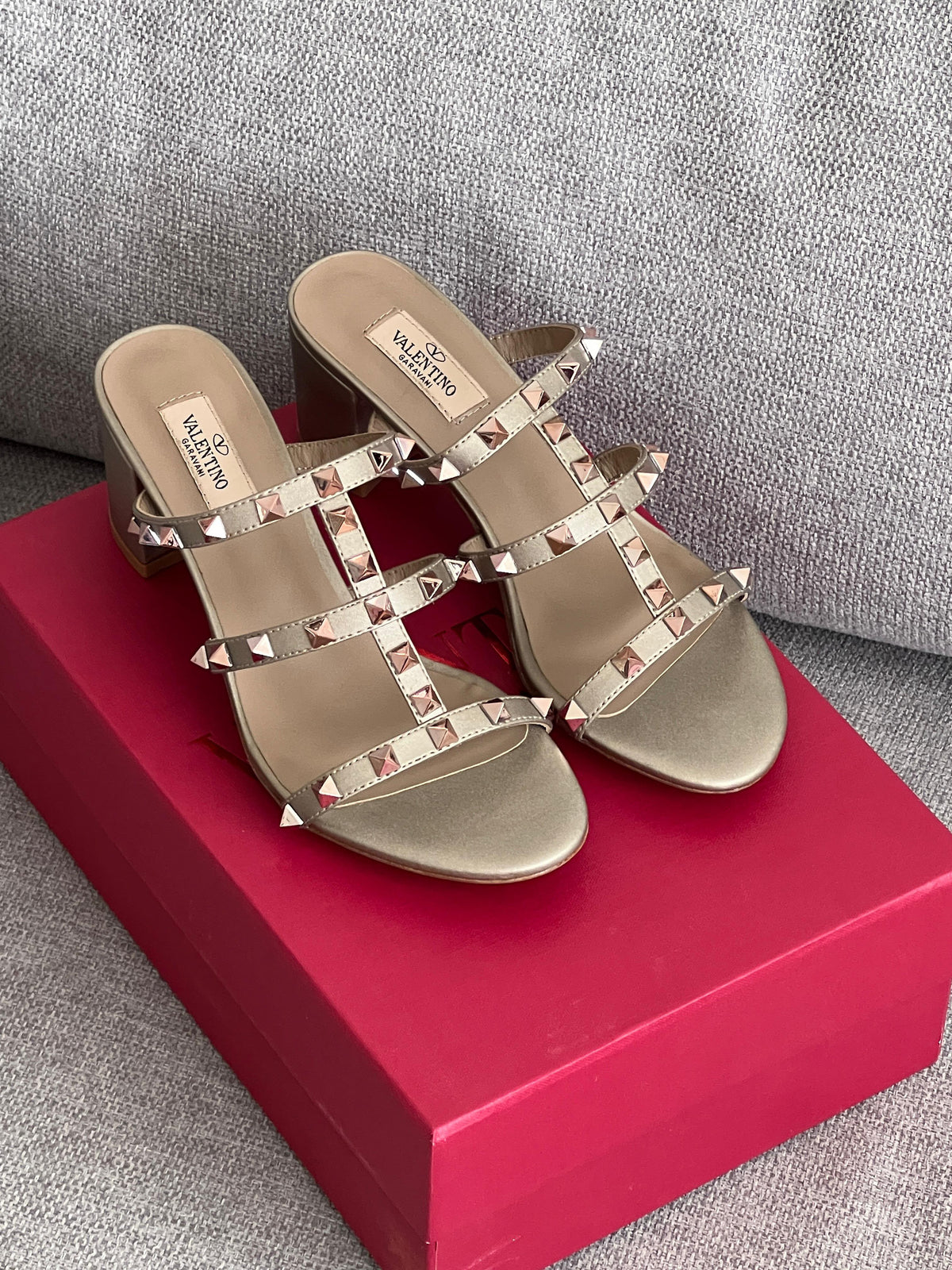 Valentino Garavani Rockstud Sandals - 9