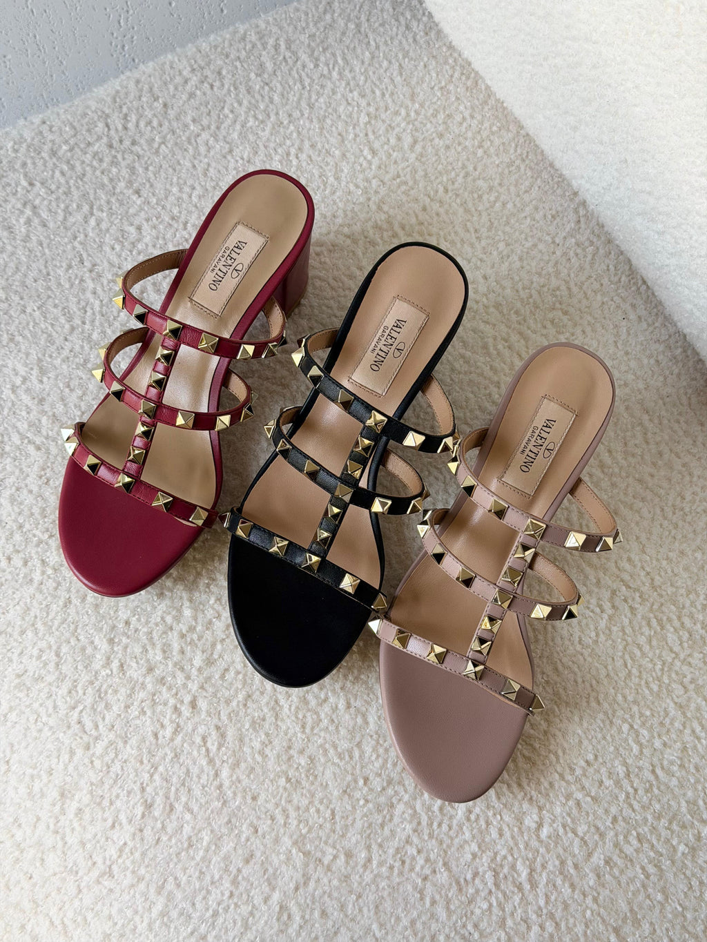 Valentino Garavani Rockstud Calfskin Leather Sandals - 4