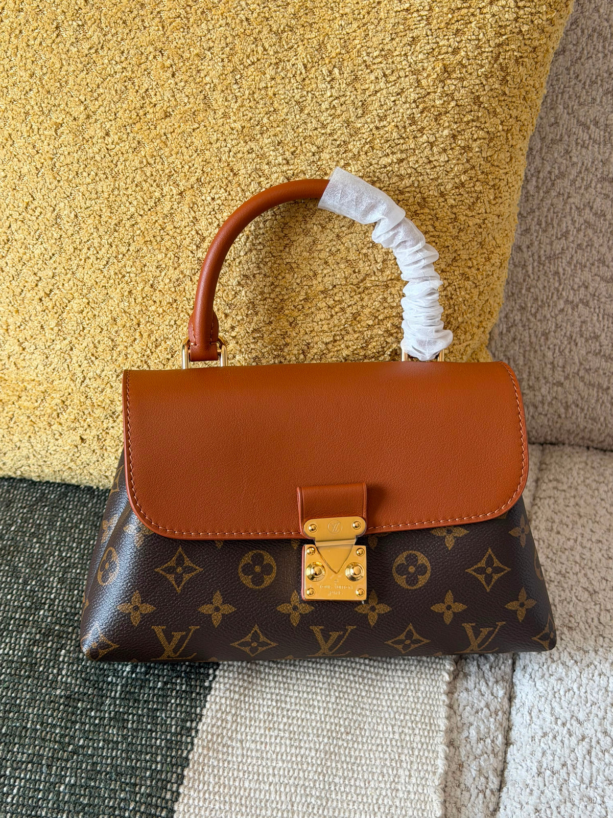 Louis Vuitton Madeleine BB Handbag - 3
