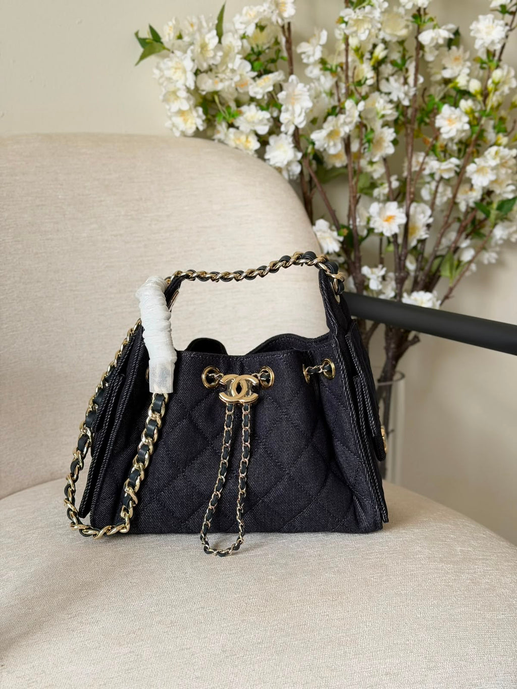 Chanel 25 Handbag - 17