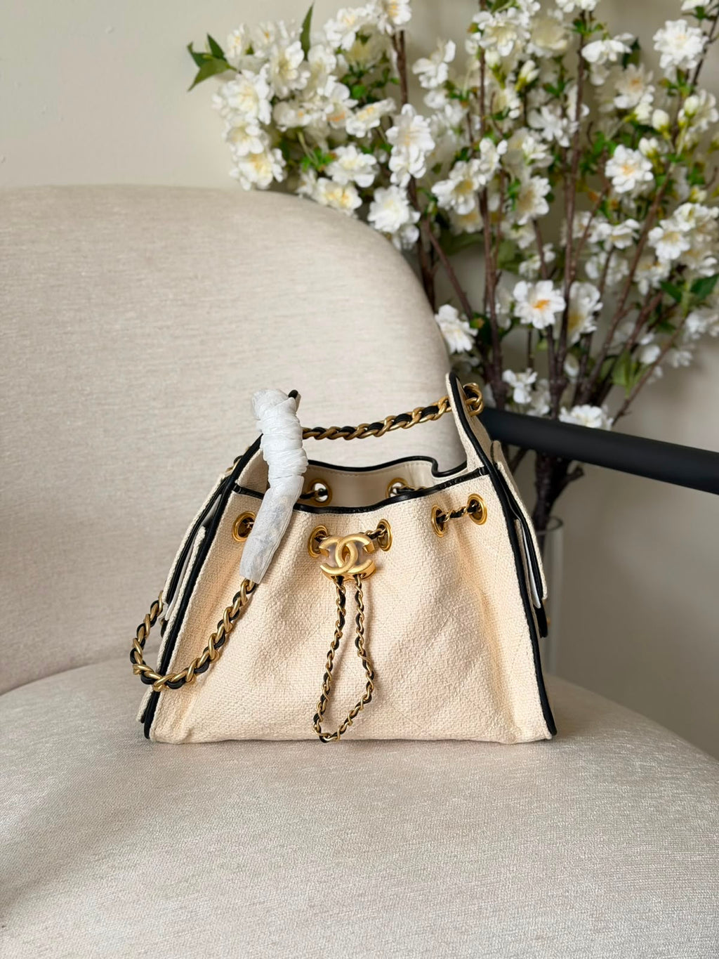 Chanel 25 Handbag - 21