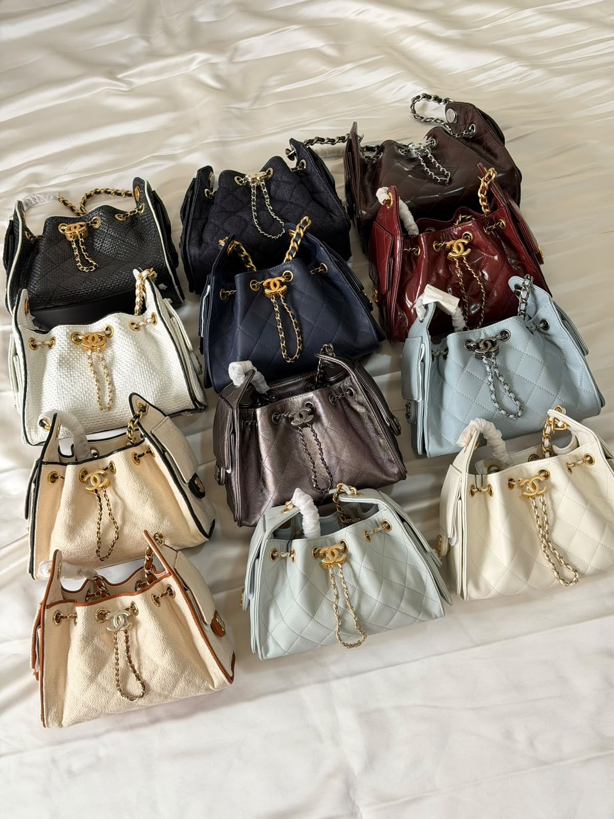 Chanel 25 Handbag - 11