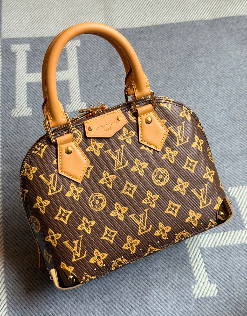 Louis Vuitton Alma BB Bag - 14