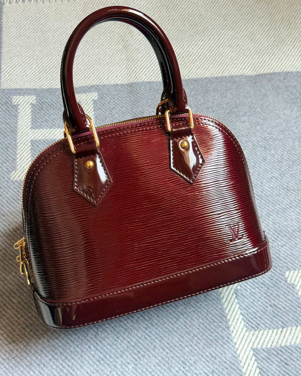Louis Vuitton Alma BB Bag - 11