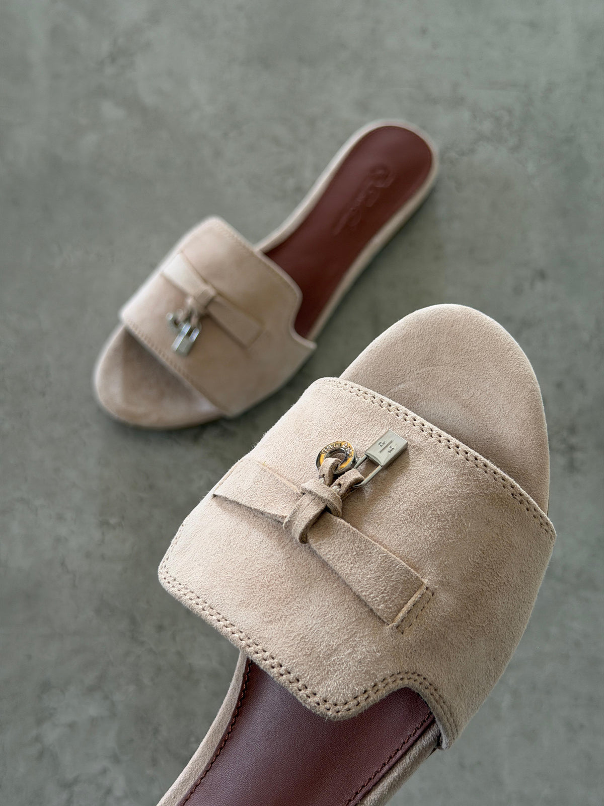 Loro Piana Summer Charms Flat - 2