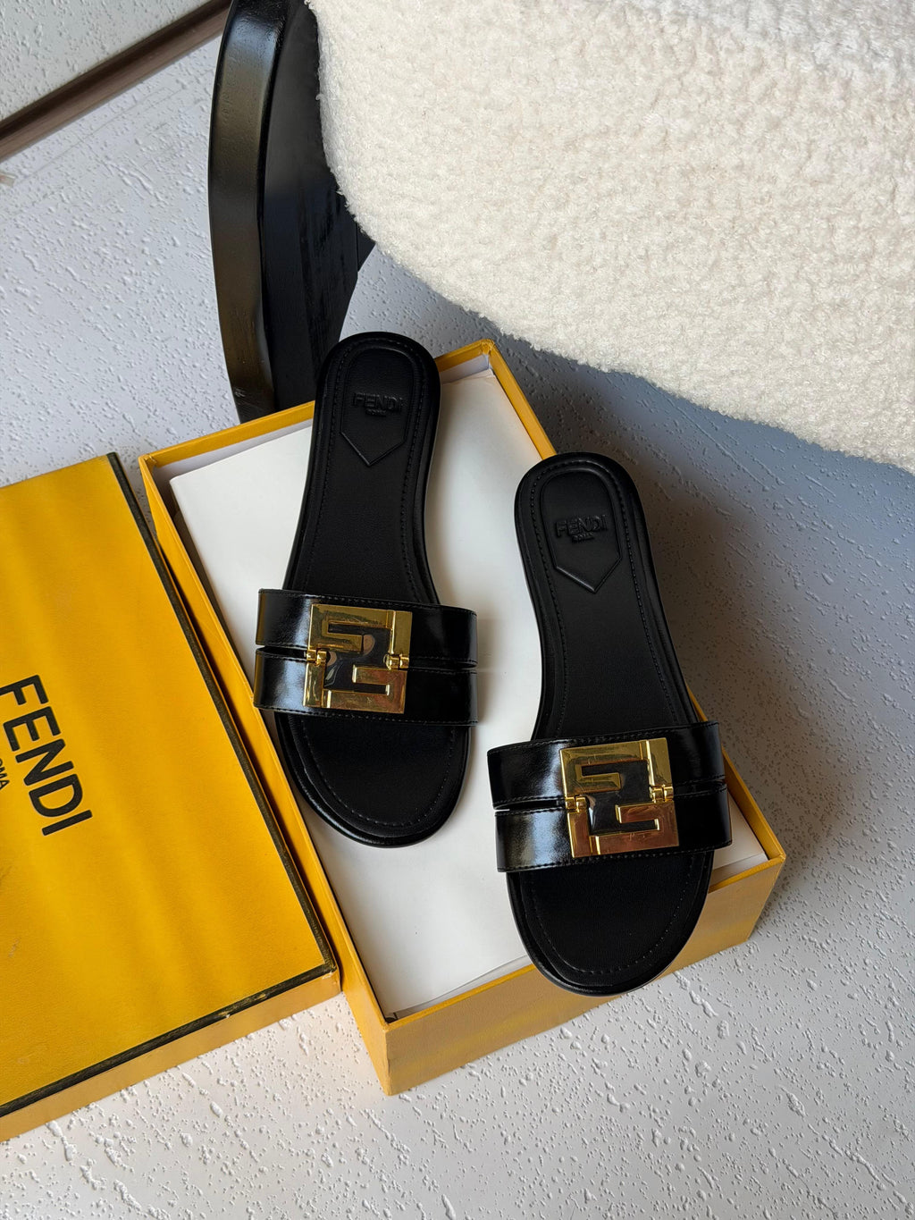 Fendi FFold Flat Sandals - 6