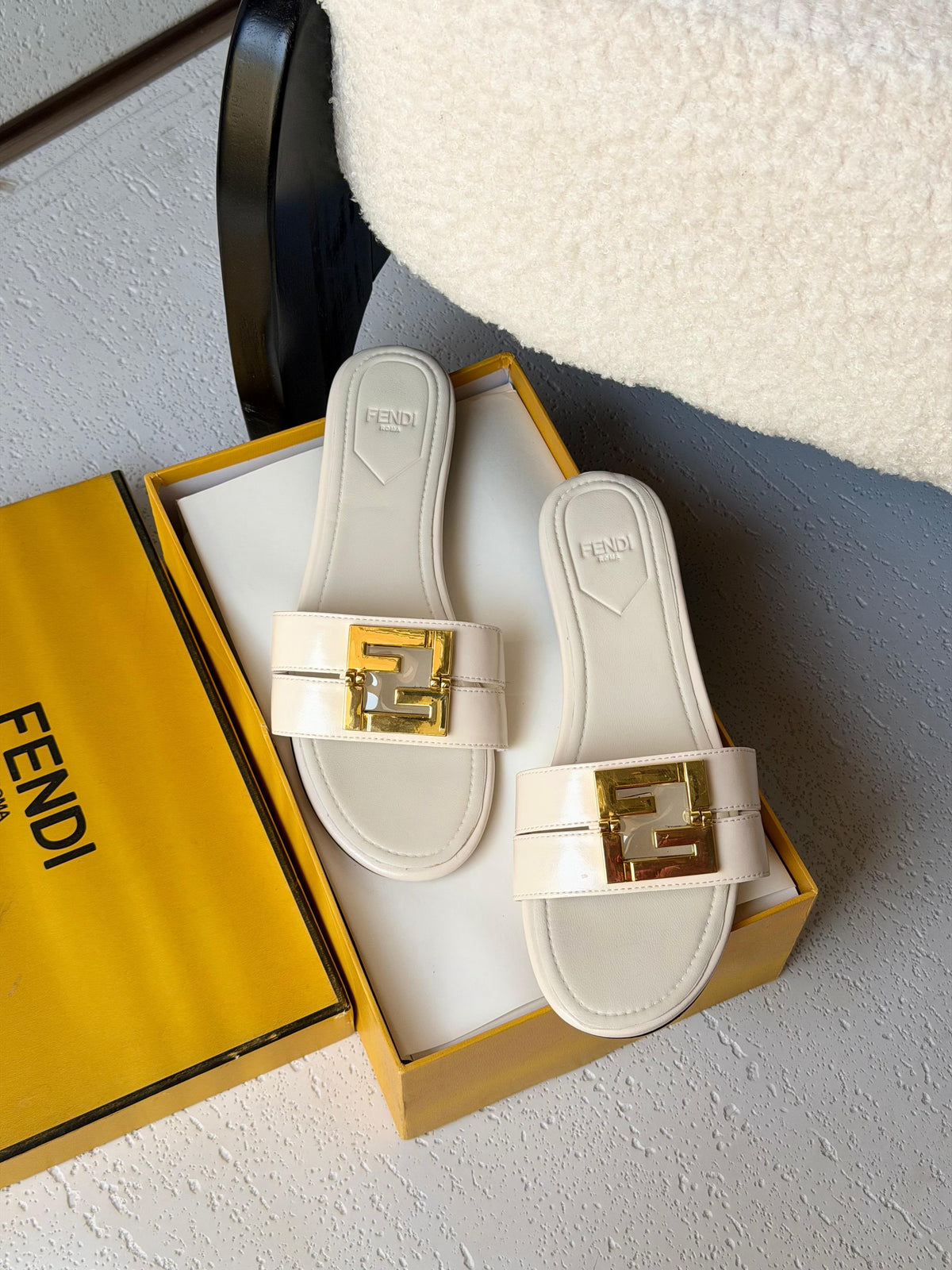 Fendi FFold Flat Sandals - 5