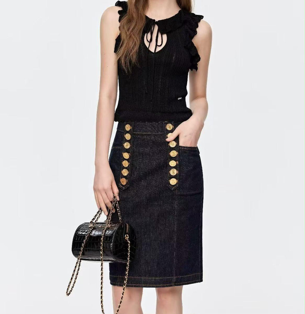 Chanel Crocodile-Embossed Calfskin Clutch with Chain - 7
