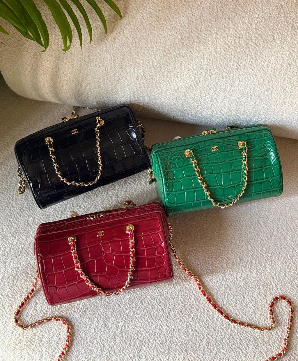 Chanel Crocodile-Embossed Calfskin Clutch with Chain - 4