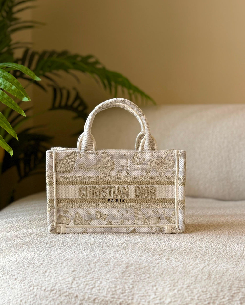 Christian Dior  Oblique Embroidered Canvas Book Tote Bag - 10