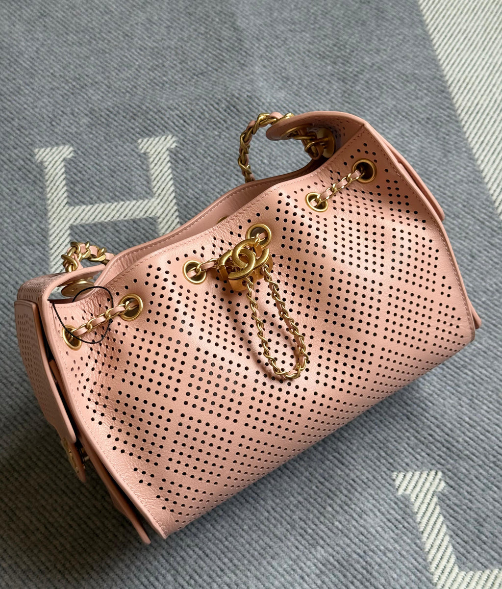 Chanel 25 Handbag Spring–Summer 2026 Collection (22 CM) - 5