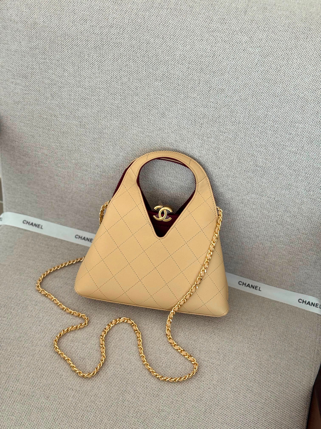 Chanel Chic Lady Small Shopping Tote - 6