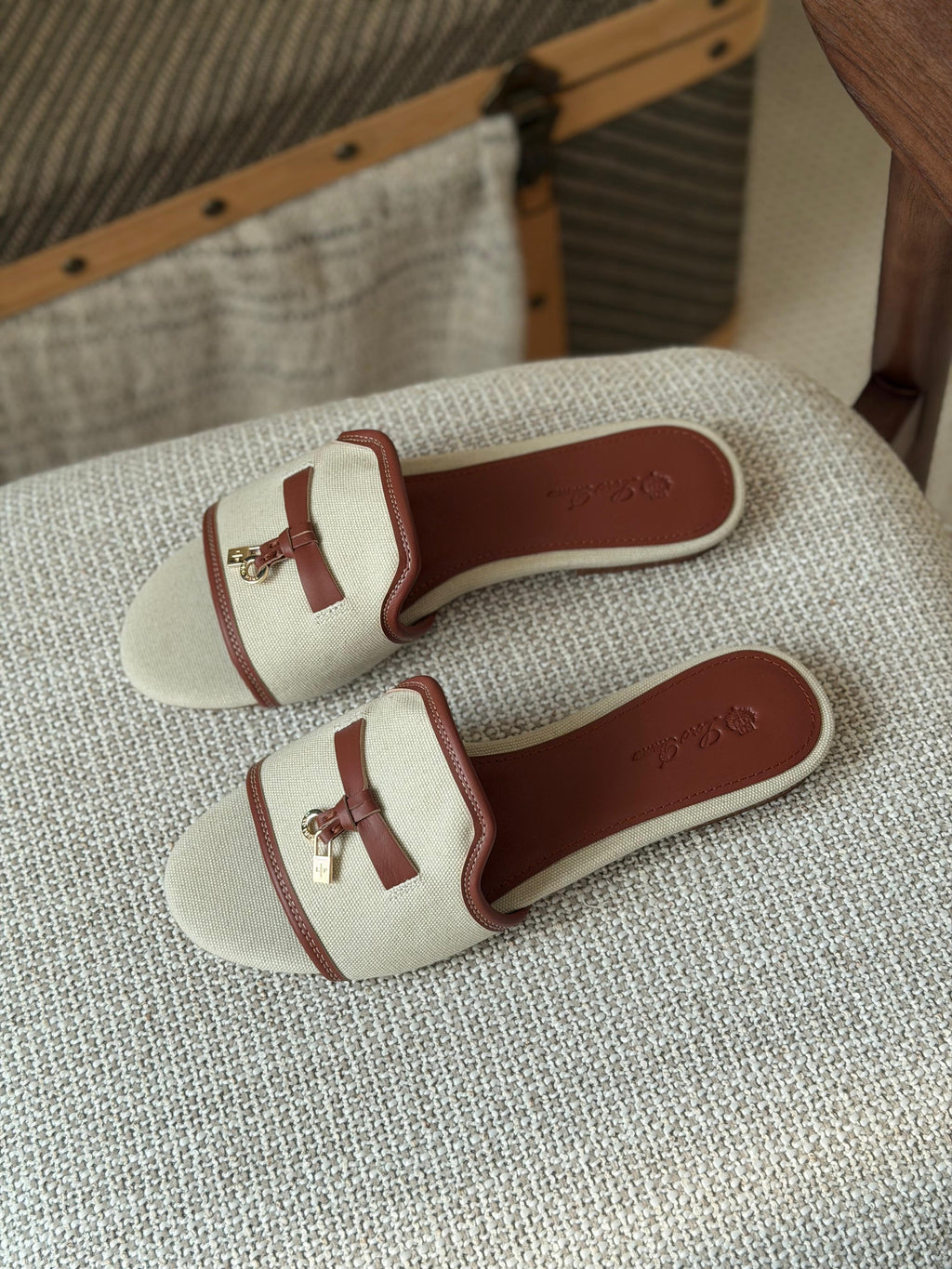 Loro Piana Summer Charms Flat