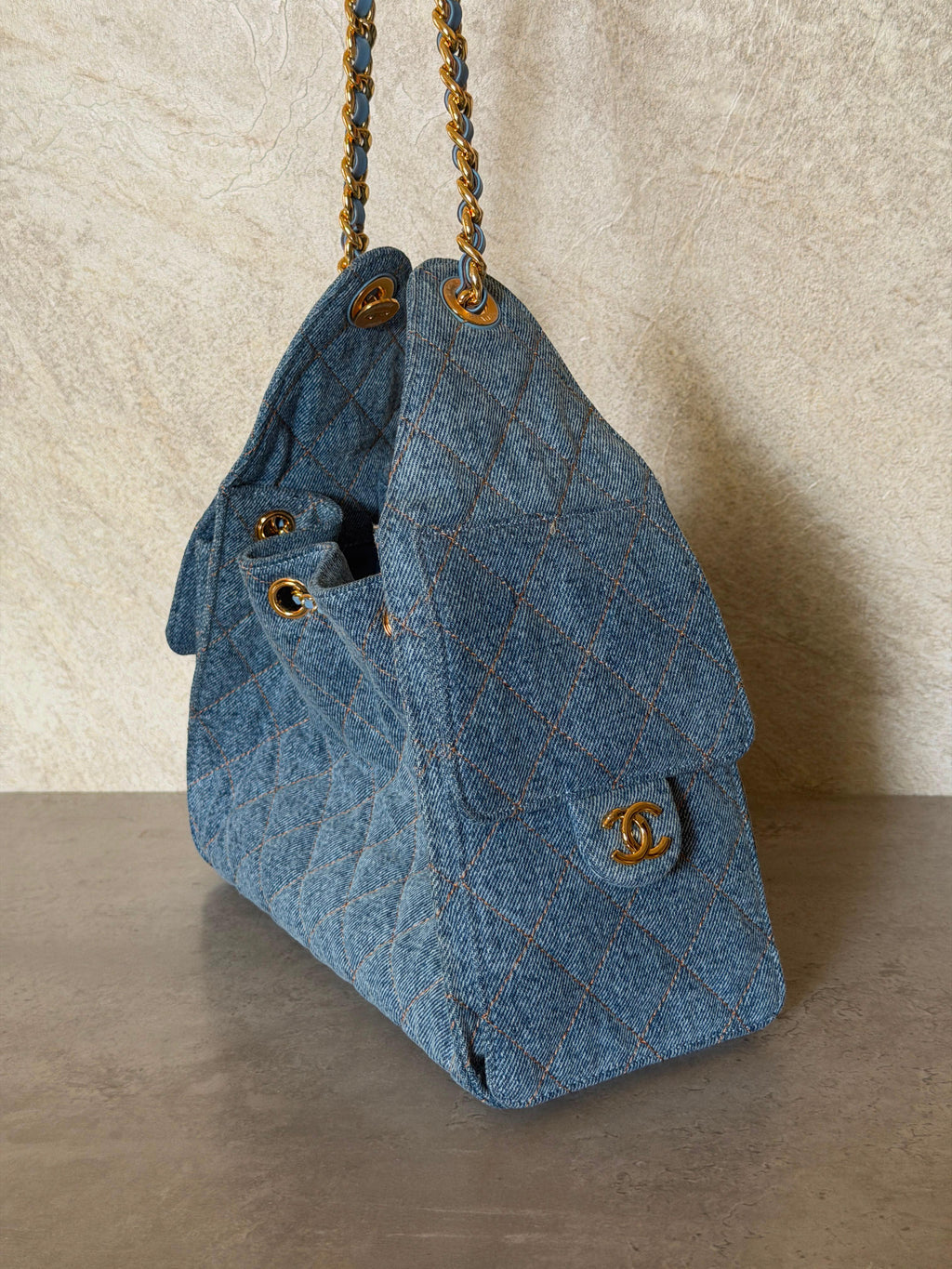 Chanel 25 Mini Handbag in Washed Denim & Gold Tone Metal - 3