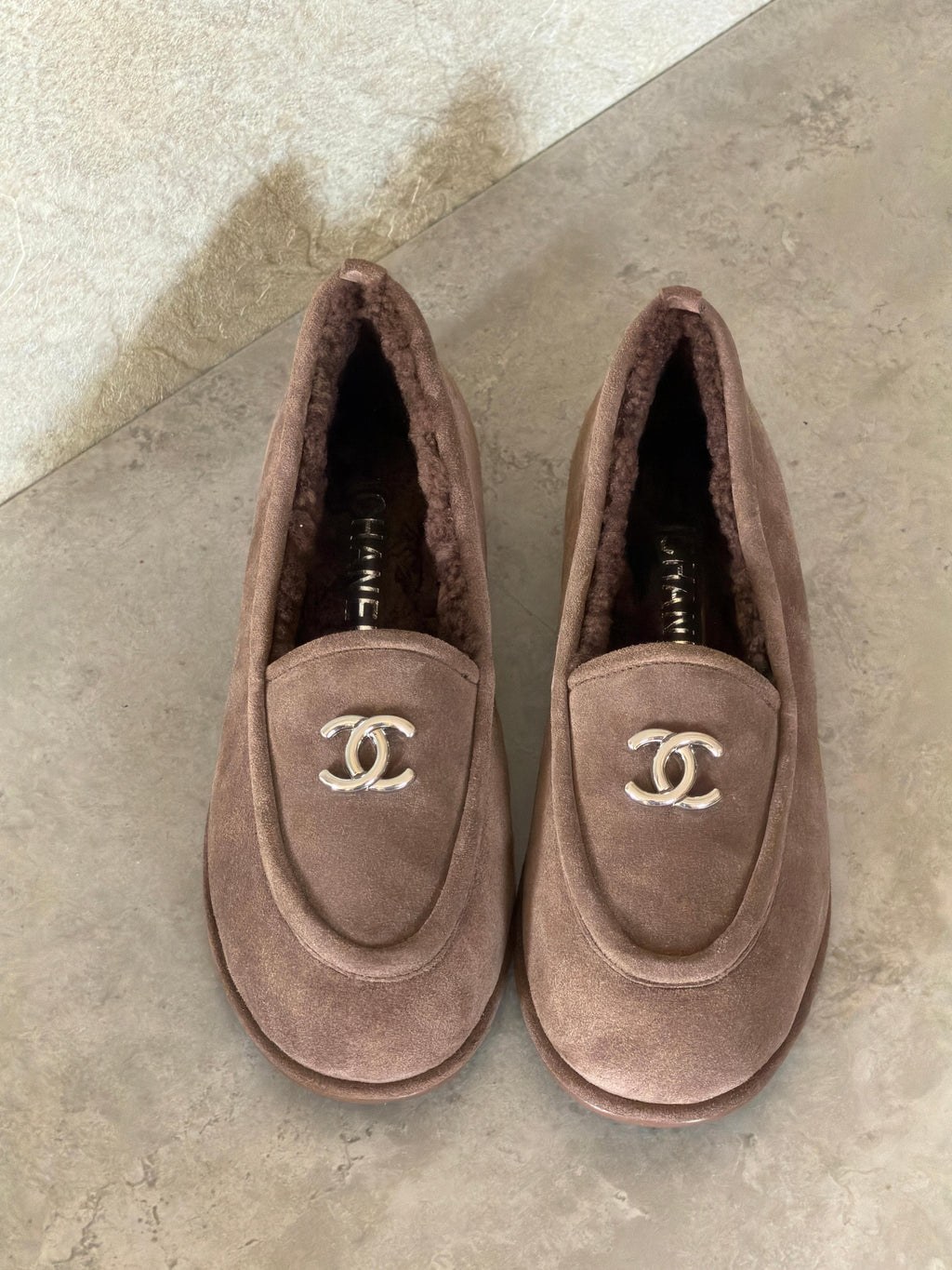 Chanel Suede Kidskin and Shearling Loafers - 8