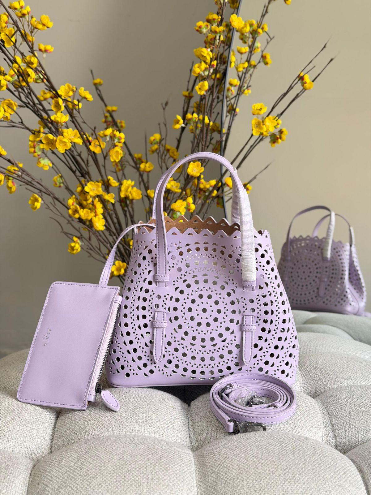 Alaia Mina 25 Bag - 12