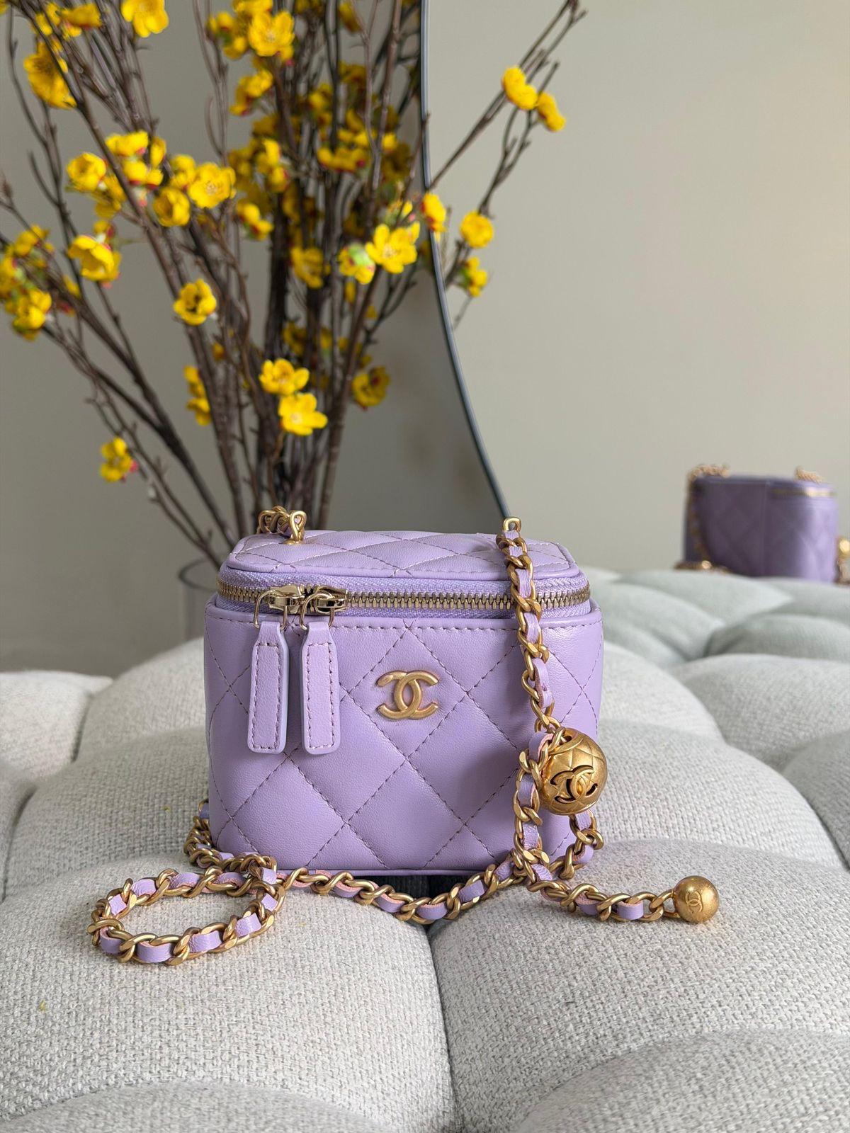 Chanel Quilted Lambskin Pearl Crush Mini Vanity Case - 20