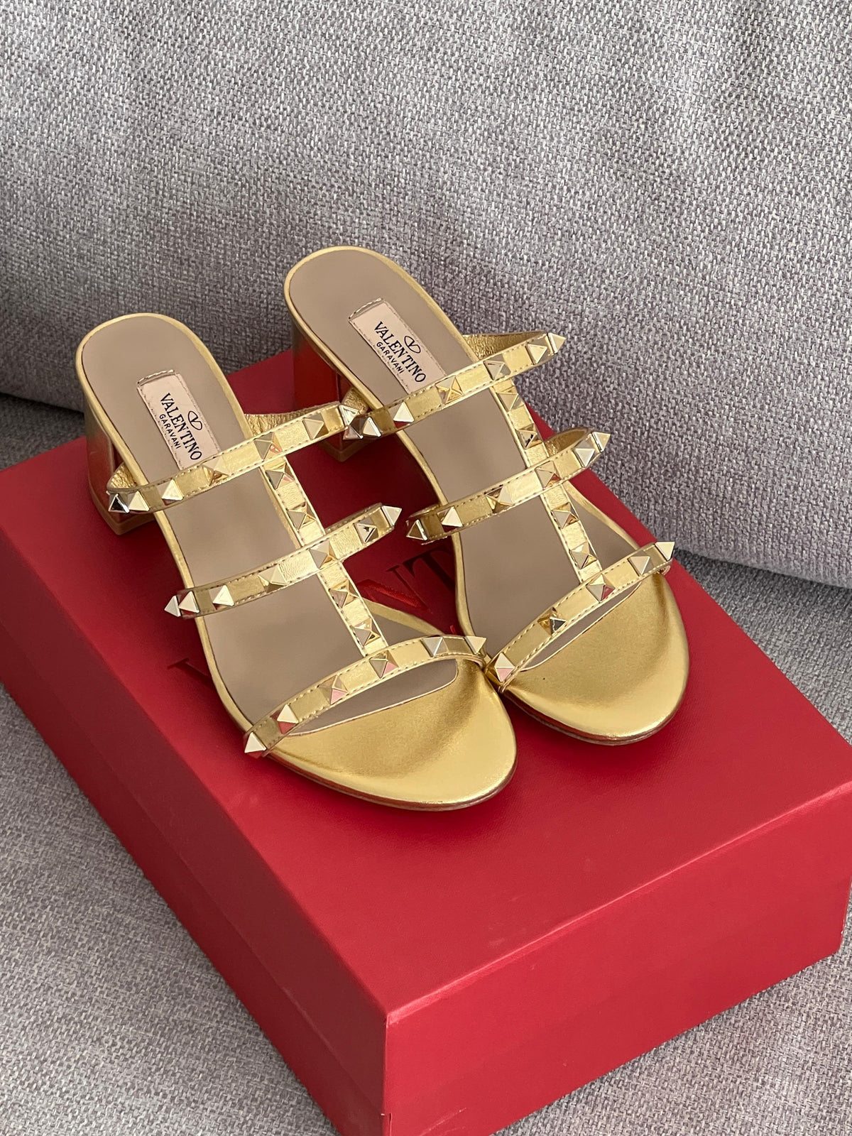 Valentino Garavani Rockstud Sandals - 2