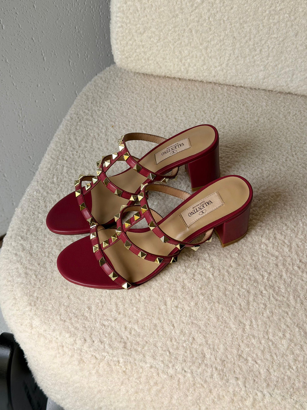 Valentino Garavani Rockstud Calfskin Leather Sandals