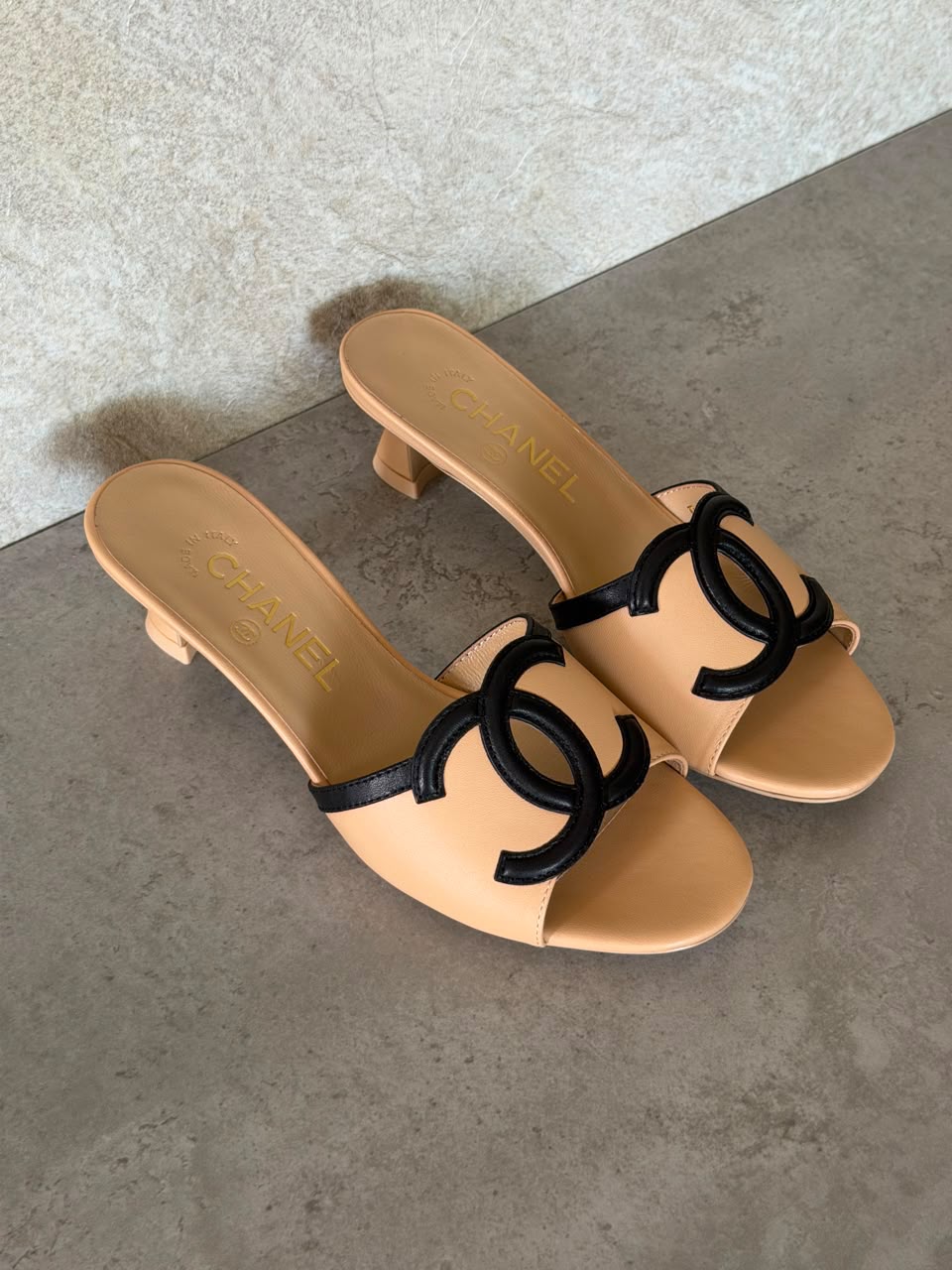 Chanel Low-Heel Mules - 3