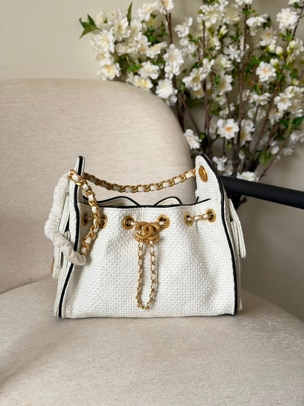 Chanel 25 Handbag - 9