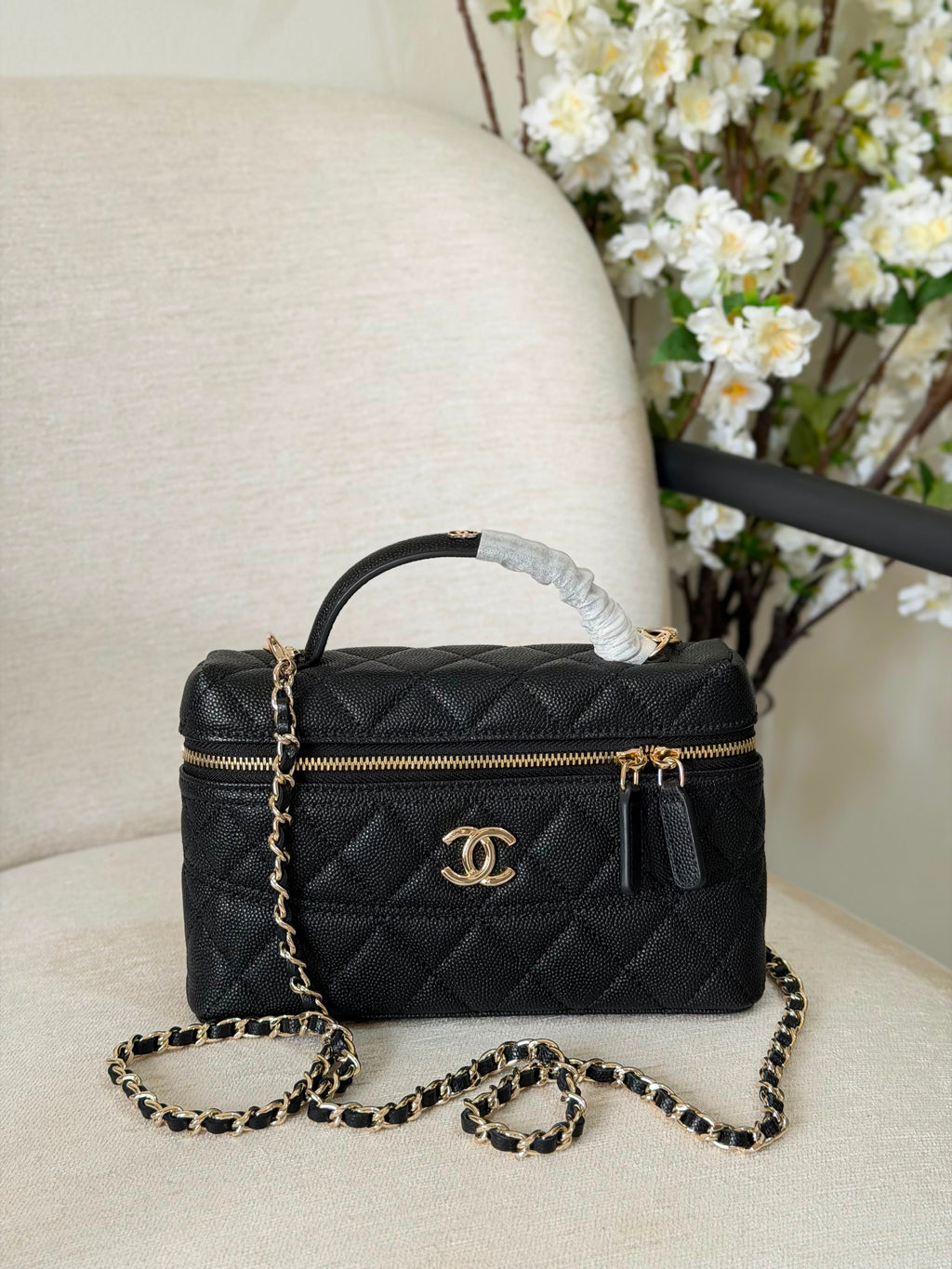 Chanel Caviar Quilted Trendy Handle Slim Vanity - 2