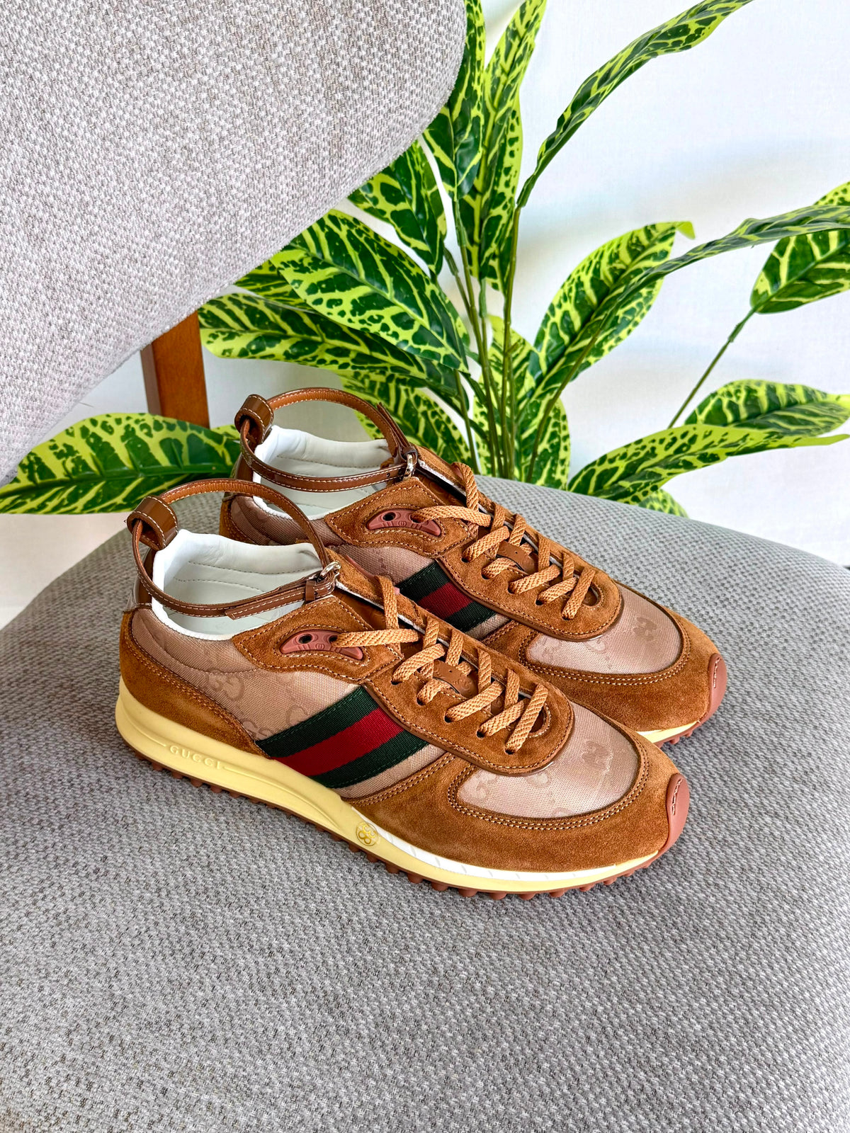 Gucci Re-Motion Sneakers