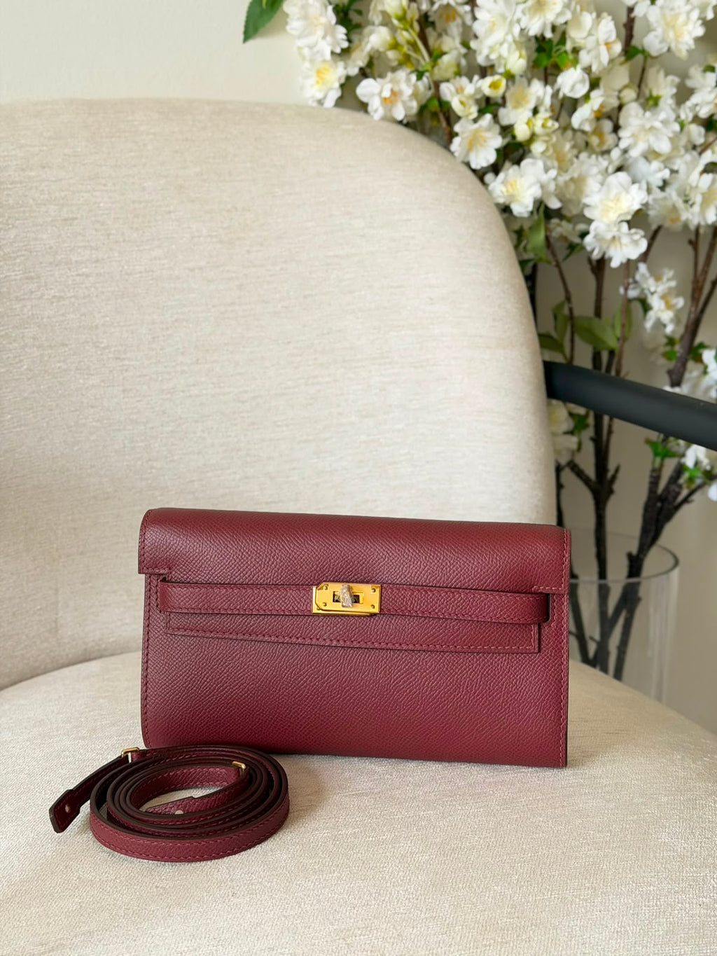 Hermes Kelly To Go Wallet Bag (Golden Hardware)