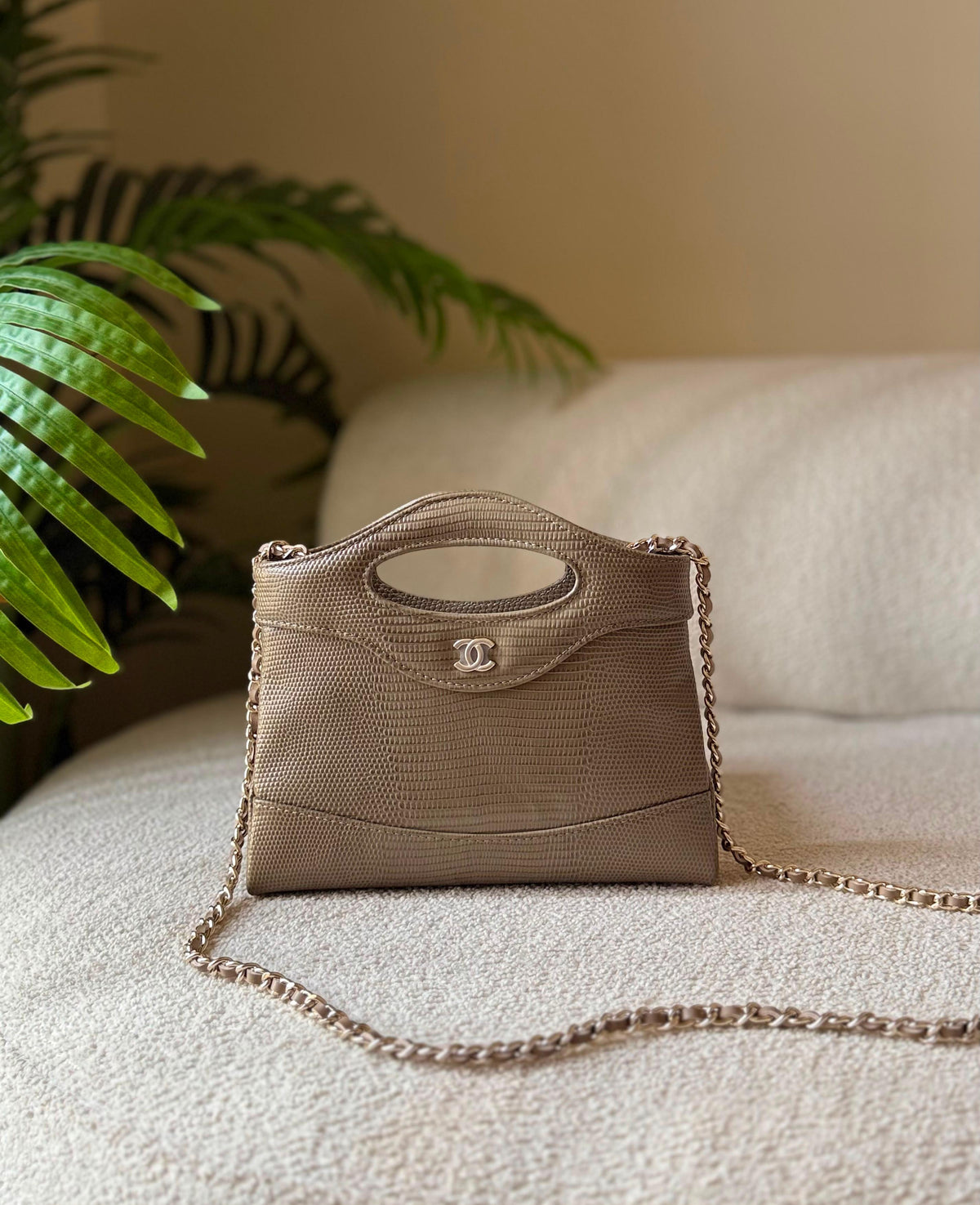 Chanel 31 Mini Clutch with Chain - 2
