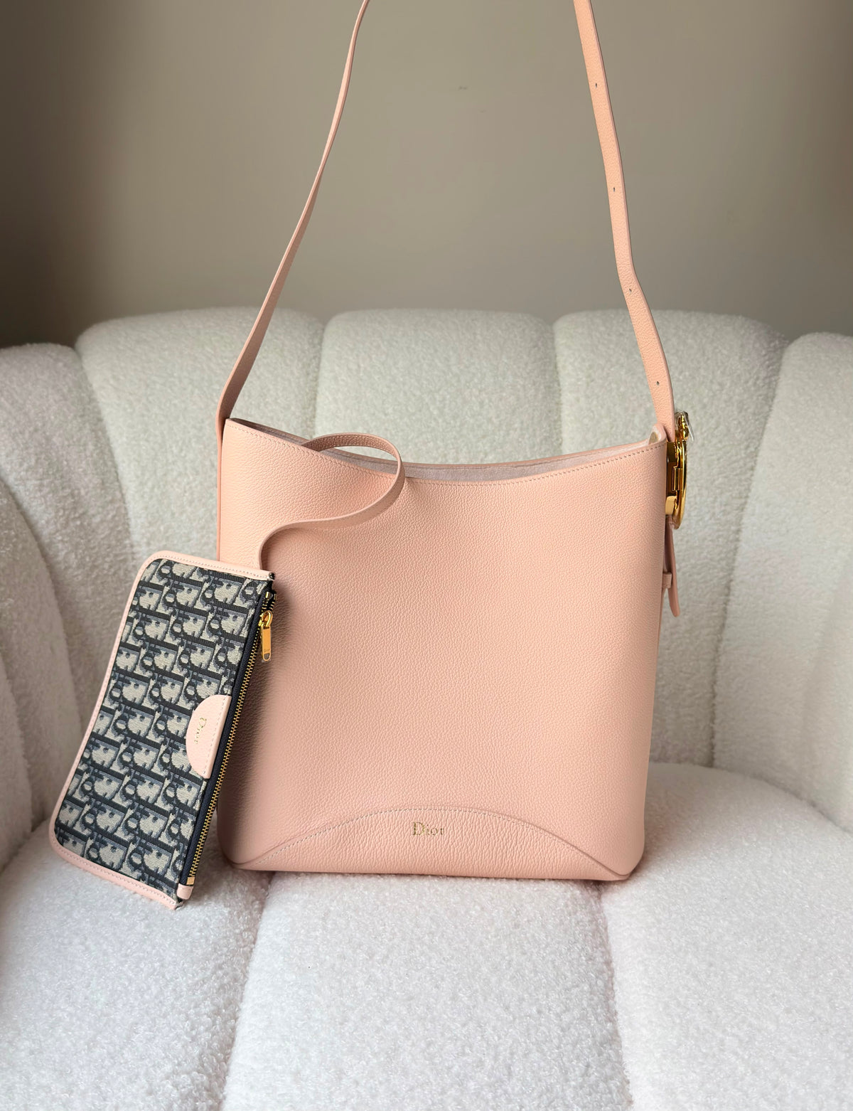 Dior Medaillon Bucket Bag (27 Cm) - 4