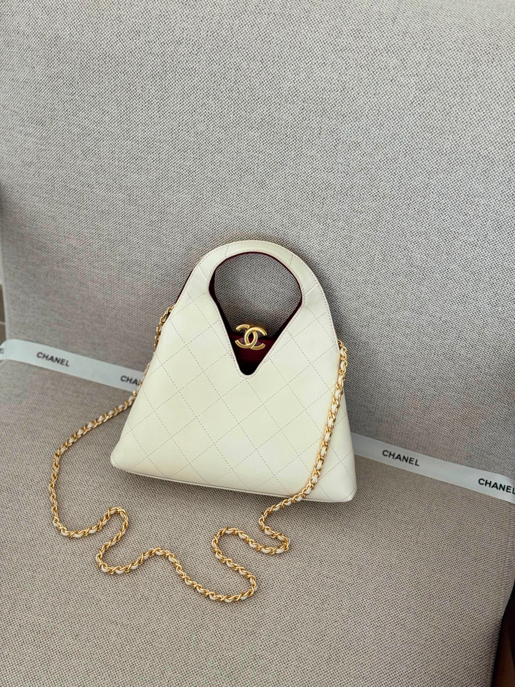 Chanel Chic Lady Small Shopping Tote - 3