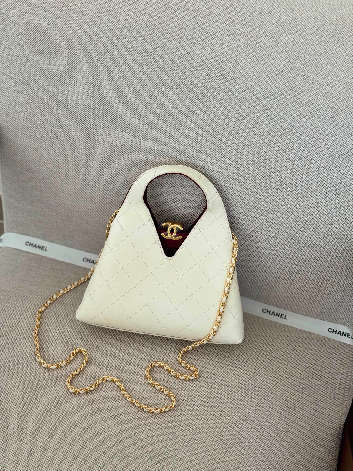 Chanel Chic Lady Small Shopping Tote - 3