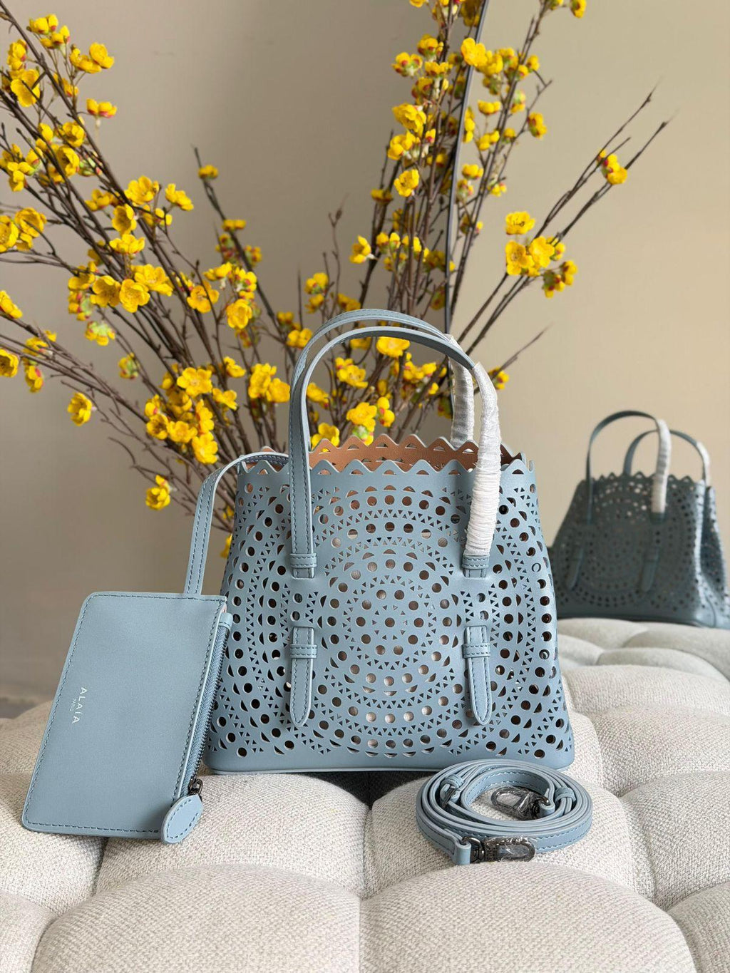 Alaia Mina 25 Bag - 3