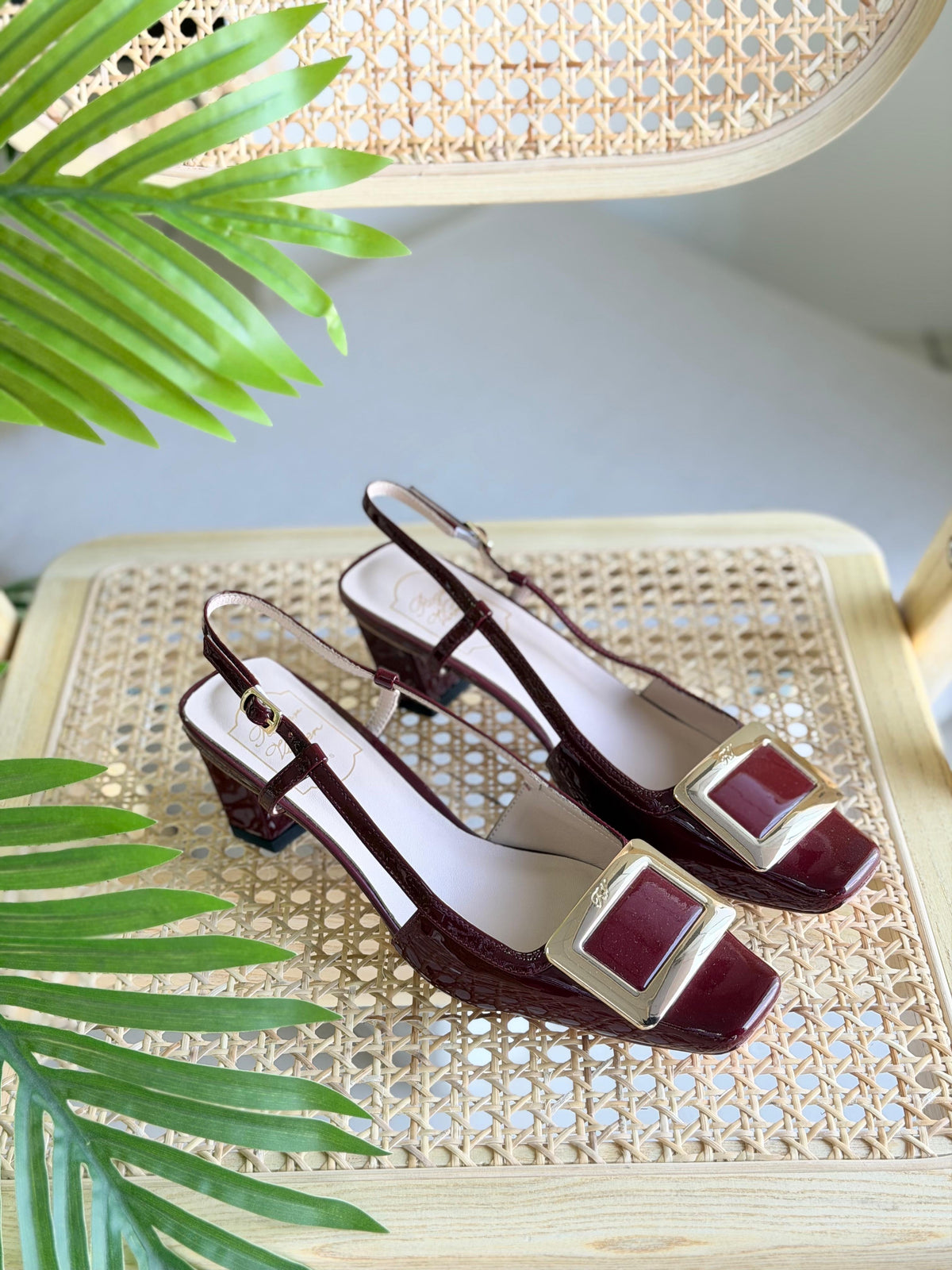 Roger Vivier Buckled Pumps - 8