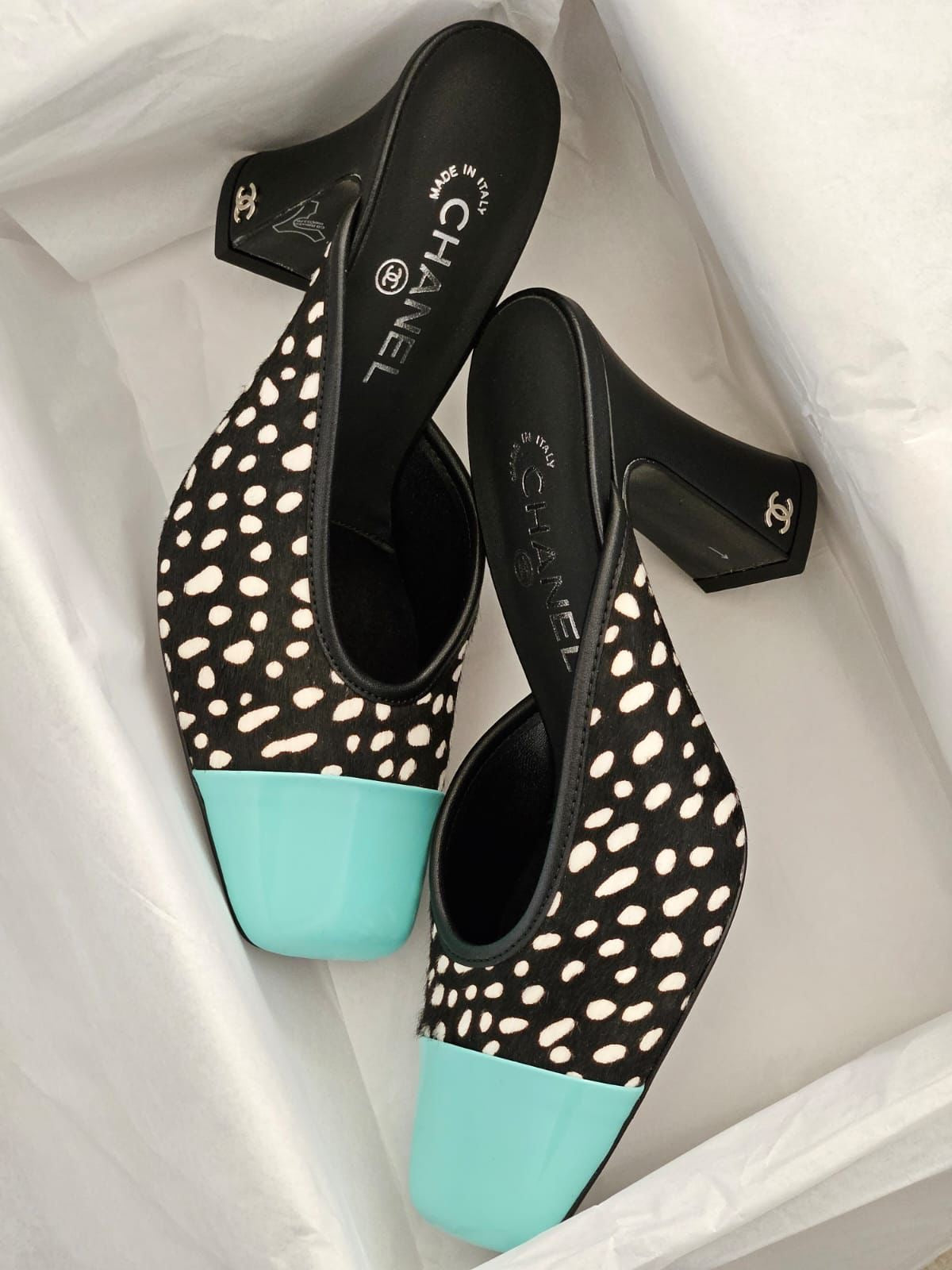 Chanel Mules in Lambskin & Patent Calfskin - 3